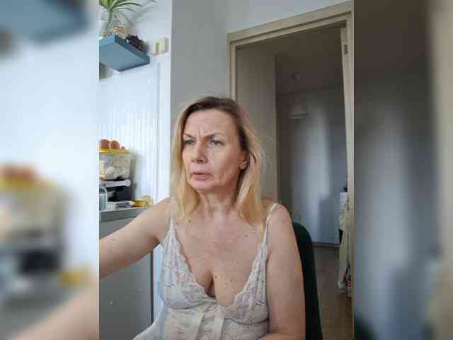 ShiningMILF Sex Cam Show