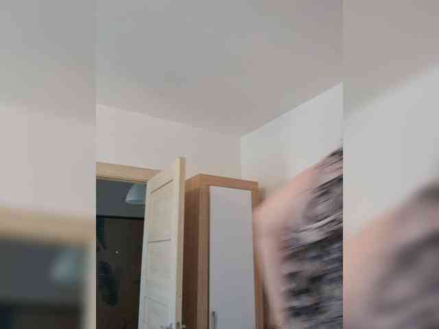 ShiningMILF webcam