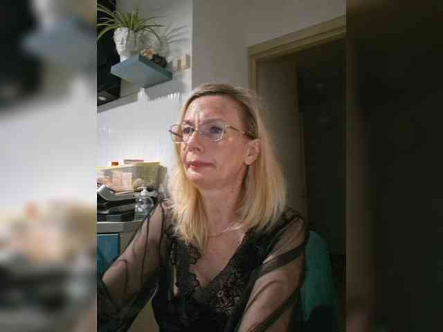 ShiningMILF