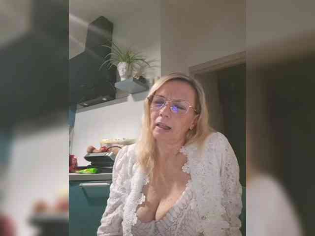 ShiningMILF