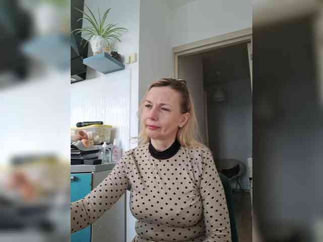 ShiningMILF webcam