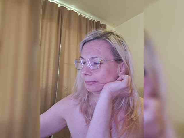 ShiningMILF ShiningMILF