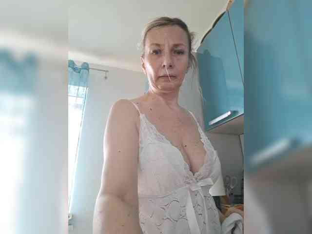 ShiningMILF