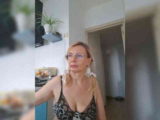 ShiningMILF