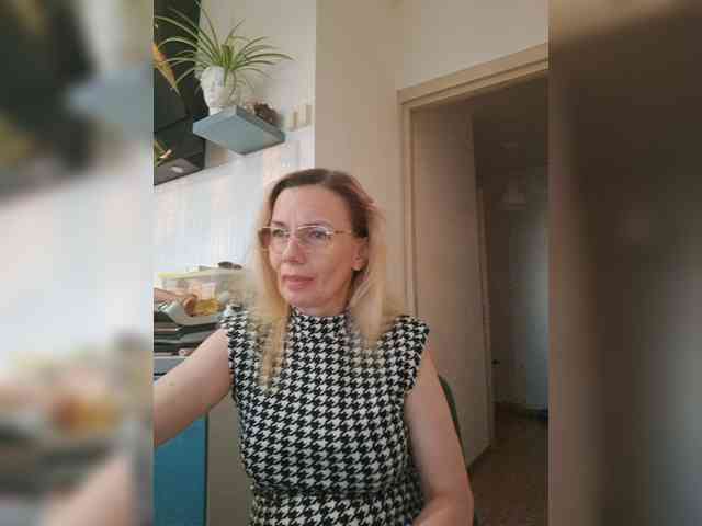 ShiningMILF ShiningMILF