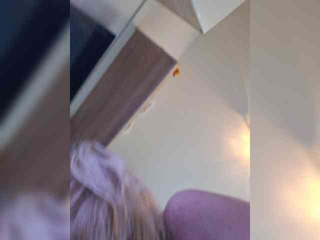 ShiningMILF webcam