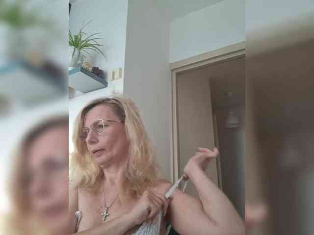 ShiningMILF
