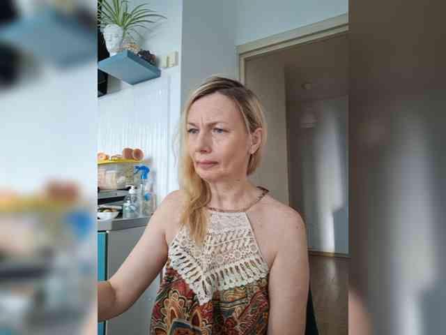 ShiningMILF Sex Cam Show