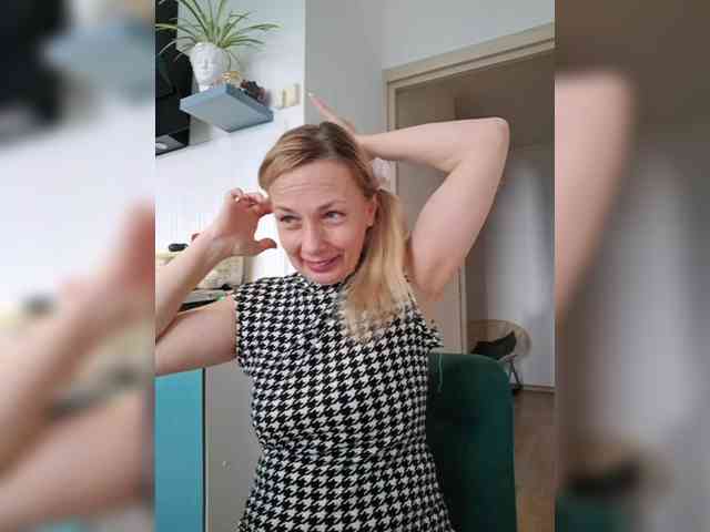 ShiningMILF webcam