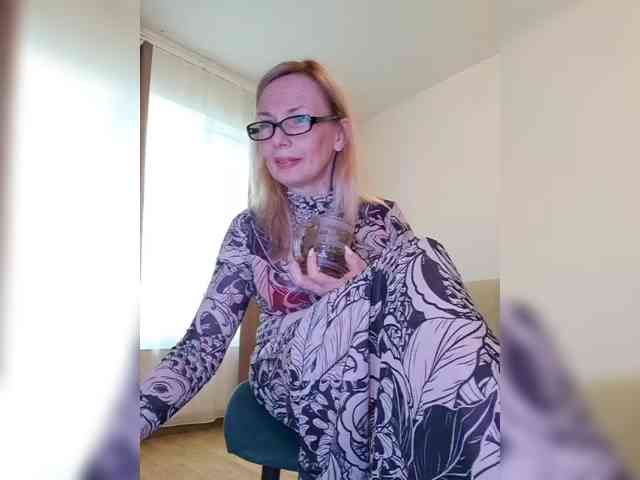 ShiningMILF webcam