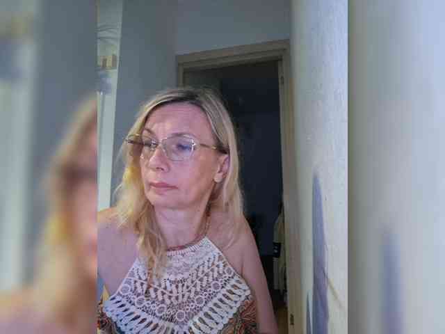 ShiningMILF