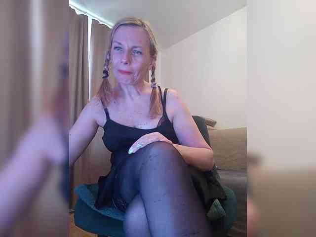 ShiningMILF ShiningMILF