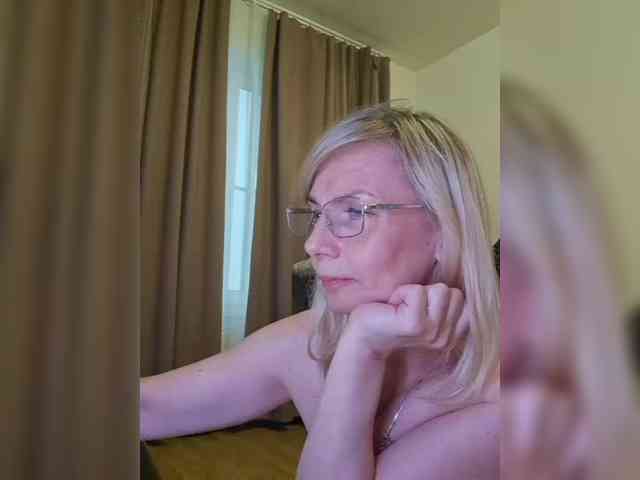 ShiningMILF