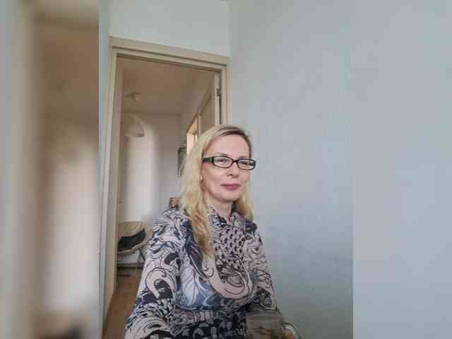 ShiningMILF