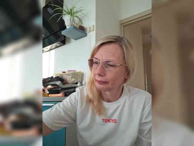 ShiningMILF