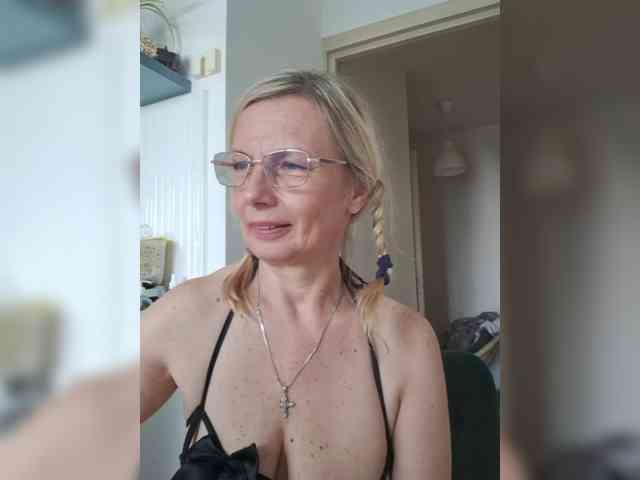 ShiningMILF