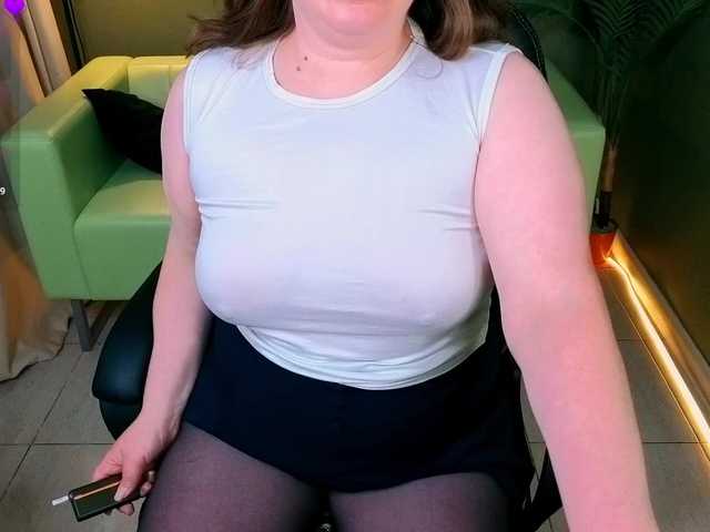 ImKarolinaa live cam on BongaCams