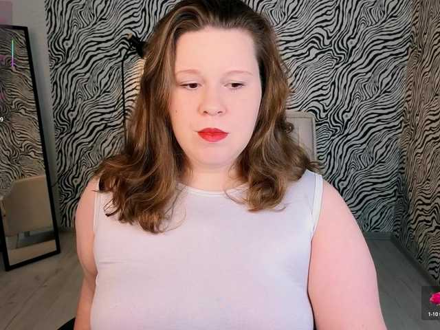 ImKarolinaa live cam on BongaCams