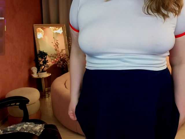 ImKarolinaa live cam on BongaCams
