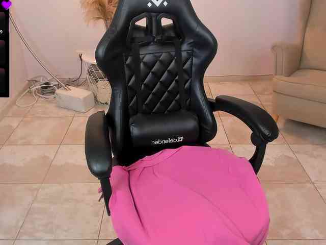 ImKarolinaa webcam