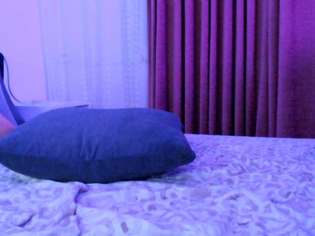 MayaClover live cam on BongaCams