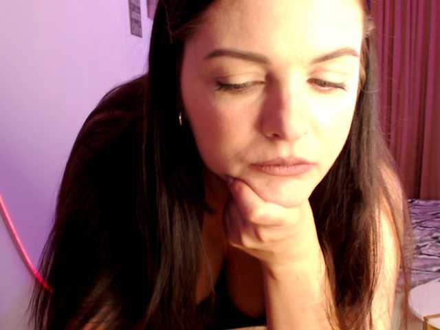 MayaClover live cam on BongaCams