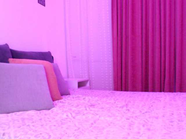 MayaClover live cam on BongaCams