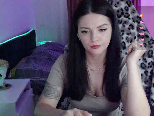 Modella: MayaClover