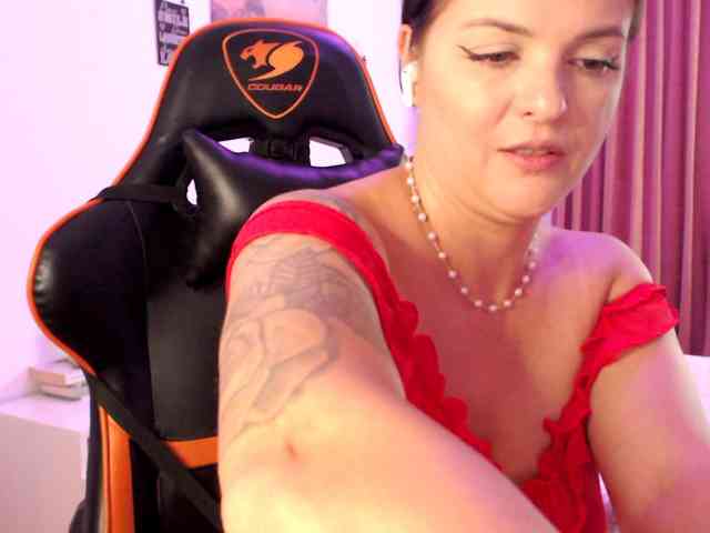 Modella: MayaClover