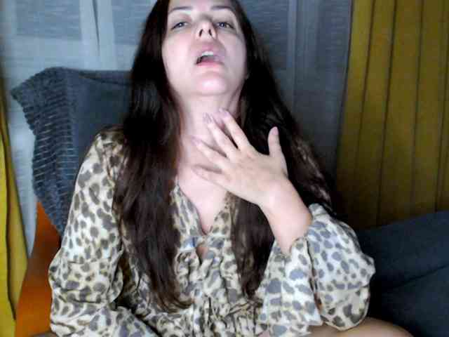 Modella: MayaClover