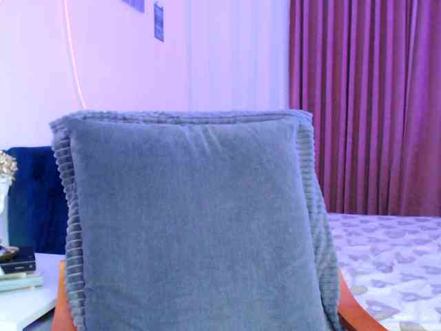 MayaClover webcam
