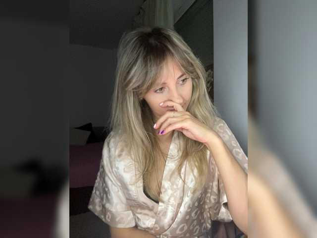 LunaSecret1 live cam on BongaCams