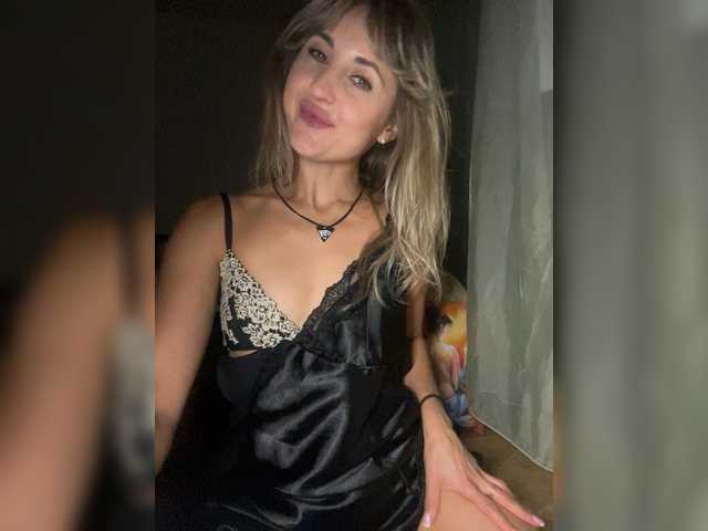 LunaSecret1 live cam on BongaCams