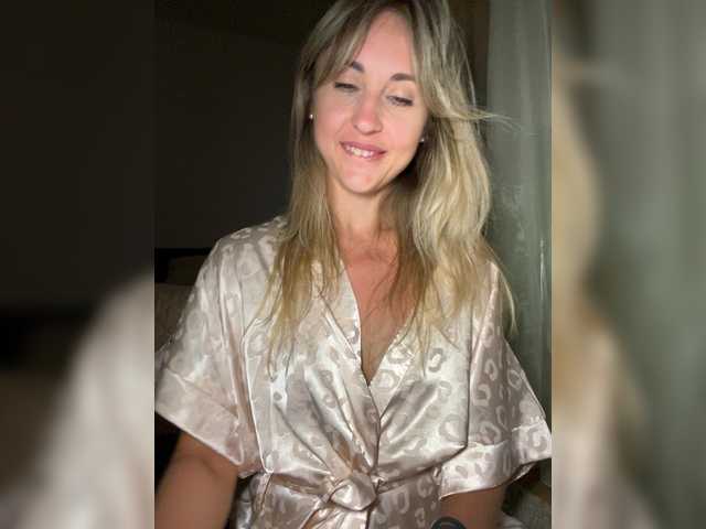 LunaSecret1 live cam on BongaCams