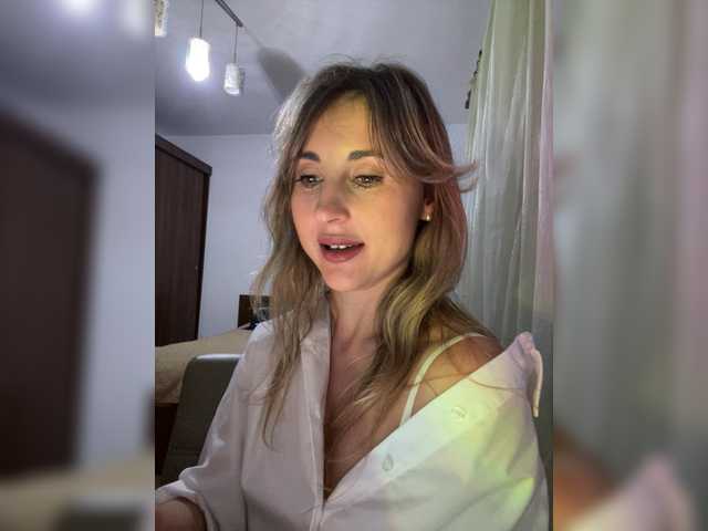 LunaSecret1's BongaCams show and profile