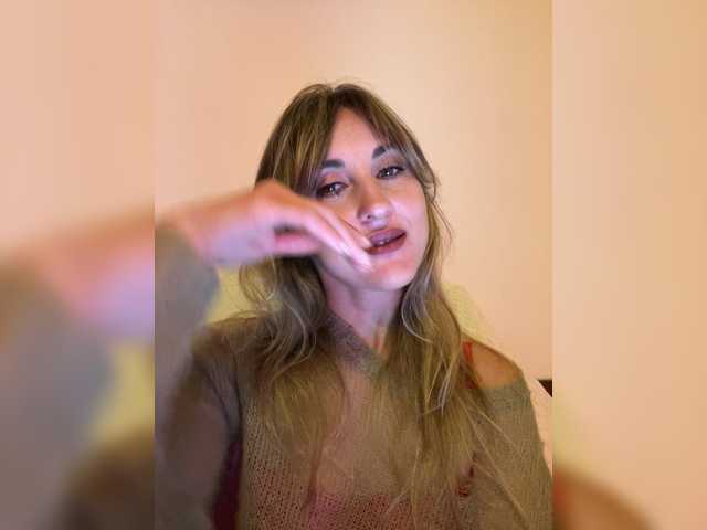 LunaSecret1's BongaCams show and profile