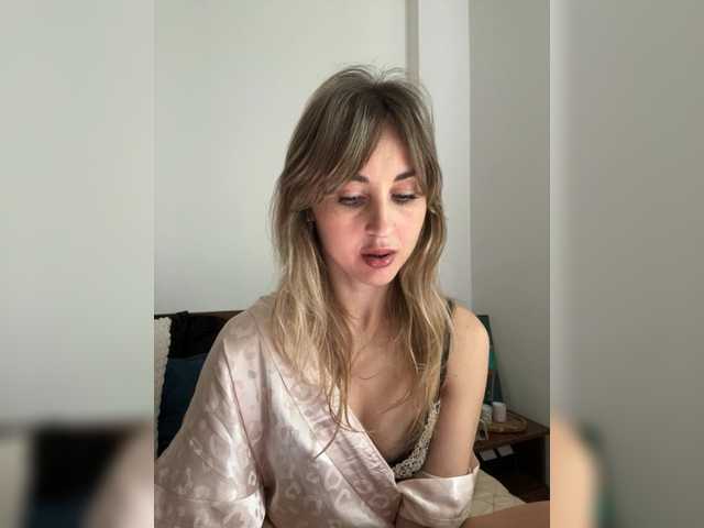 LunaSecret1's BongaCams show and profile