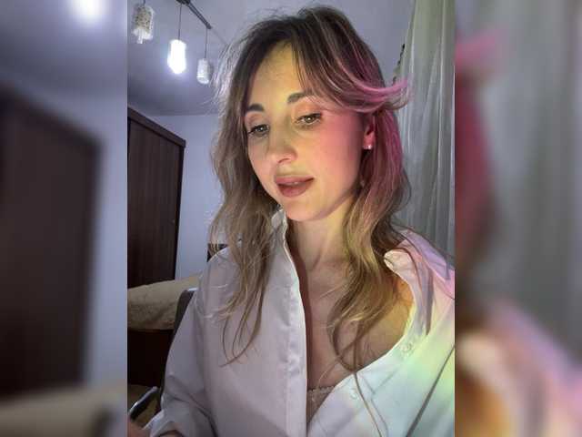 LunaSecret1's BongaCams show and profile