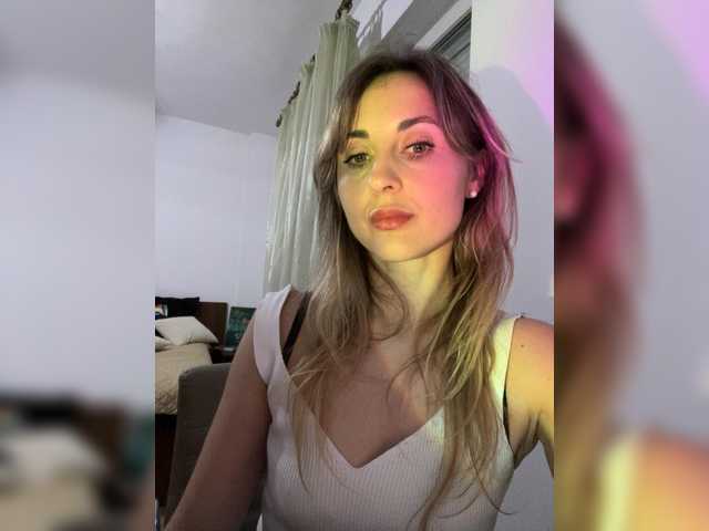 LunaSecret1's BongaCams show and profile