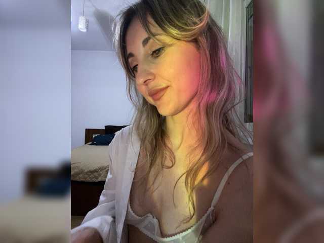 LunaSecret1's BongaCams show and profile
