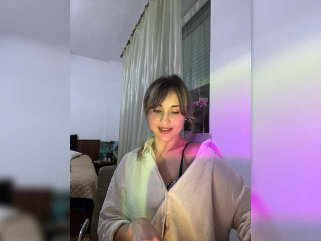 LunaSecret1's BongaCams show and profile