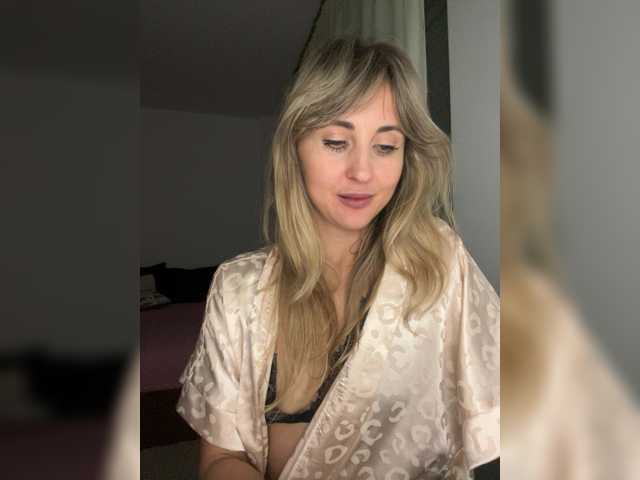LunaSecret1, live now on BongaCams