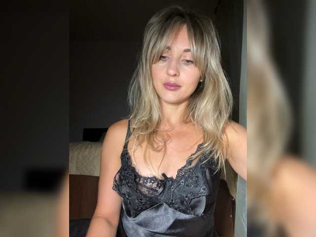 LunaSecret1 live cam on BongaCams