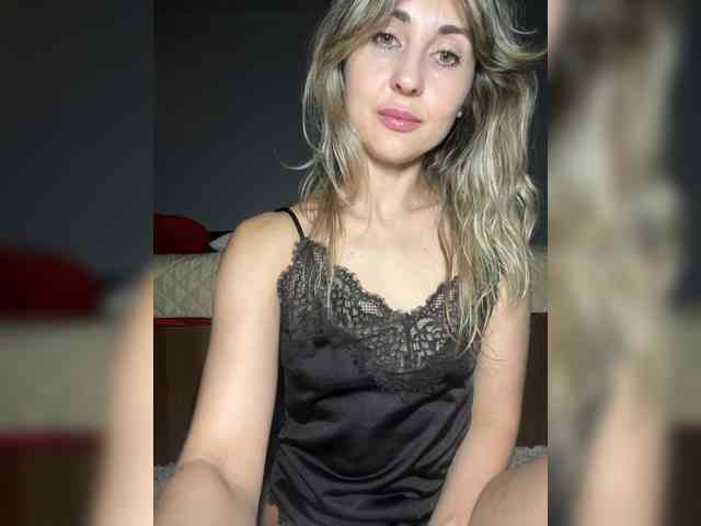 LunaSecret1 Sex Cam Show