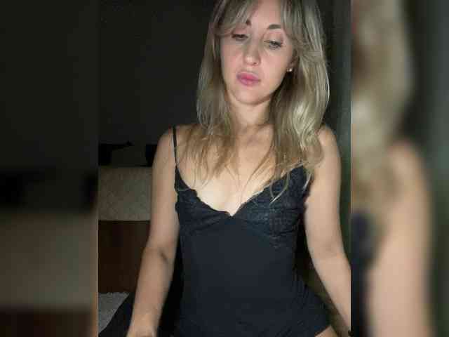 LunaSecret1 webcam