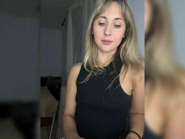 LunaSecret1 webcam