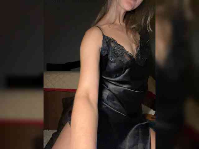 LunaSecret1 webcam