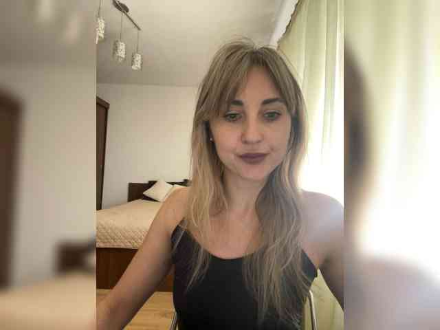 LunaSecret1 webcam