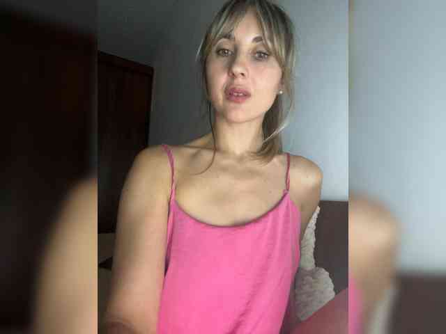 LunaSecret1 webcam