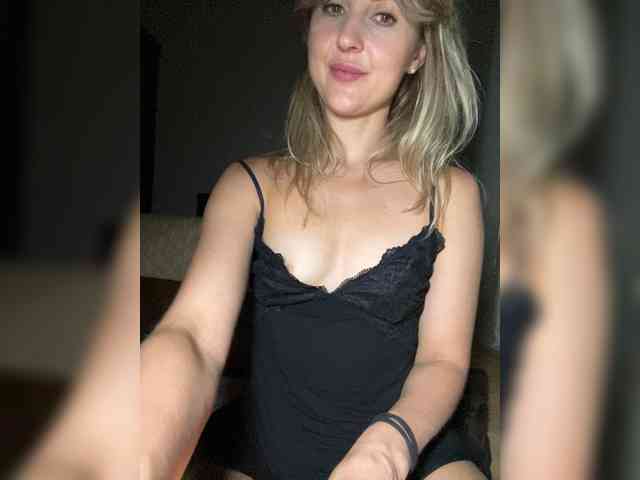 LunaSecret1 webcam